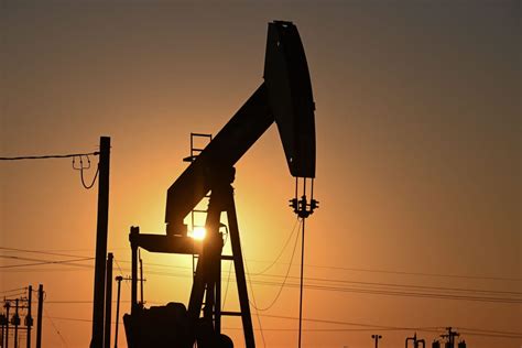 Oil prices end higher after tapping a 2